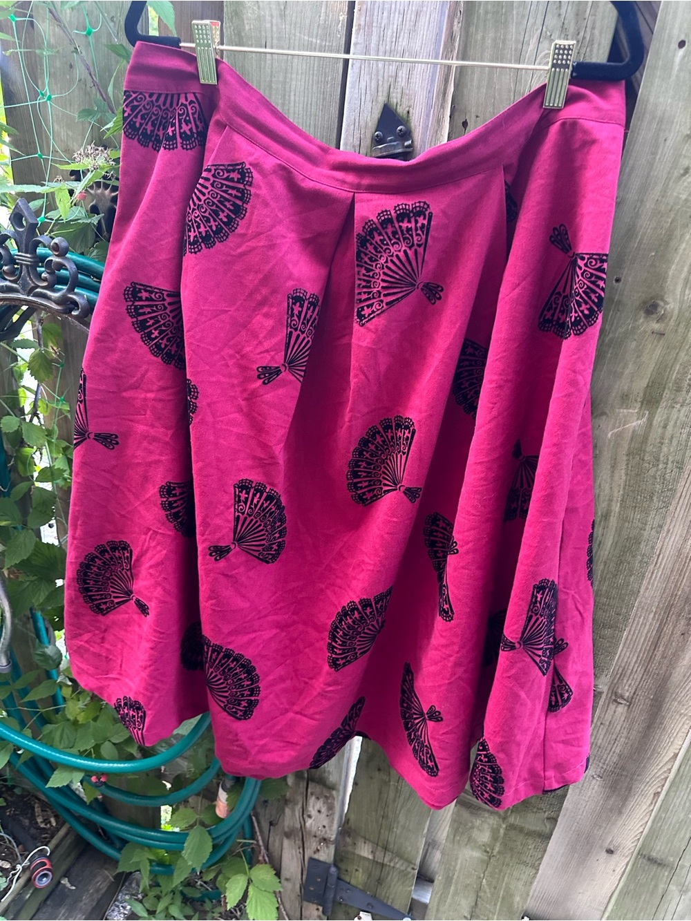Tatyana A-Line Skirt with Black Fan Motif Burgundy 3X but fits like 2X